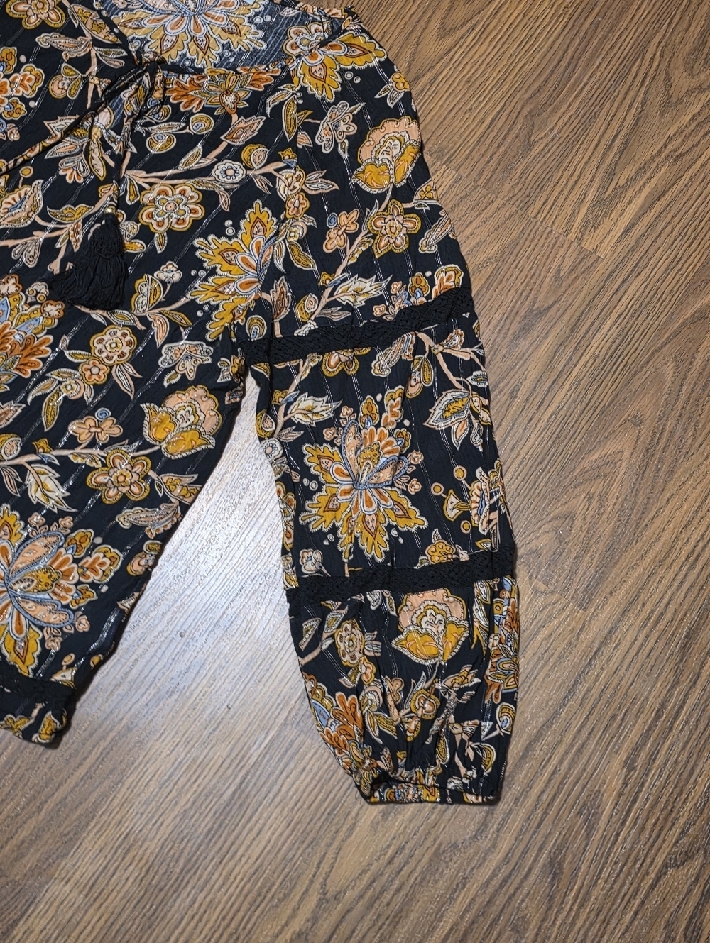 Cleo Petites M Black Gold Floral Boho Peasant Blouse Tassel Tie Long Sleeve Top - Picture 10 of 11